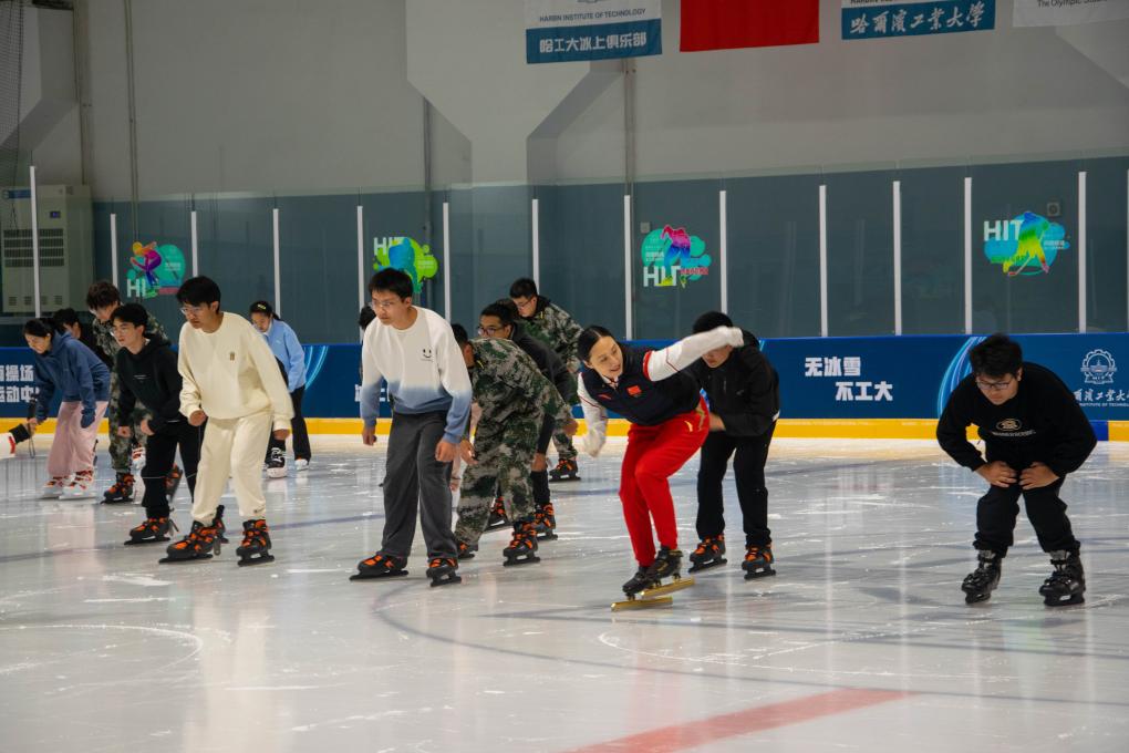 代表委员履职故事丨全国政协委员张虹：为体育强国建设“铺路搭桥